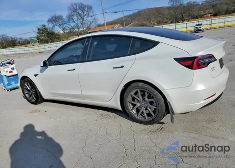 2021 Tesla Model 3 из США, поврежденный, VIN 5YJ3E1EA2MF854341